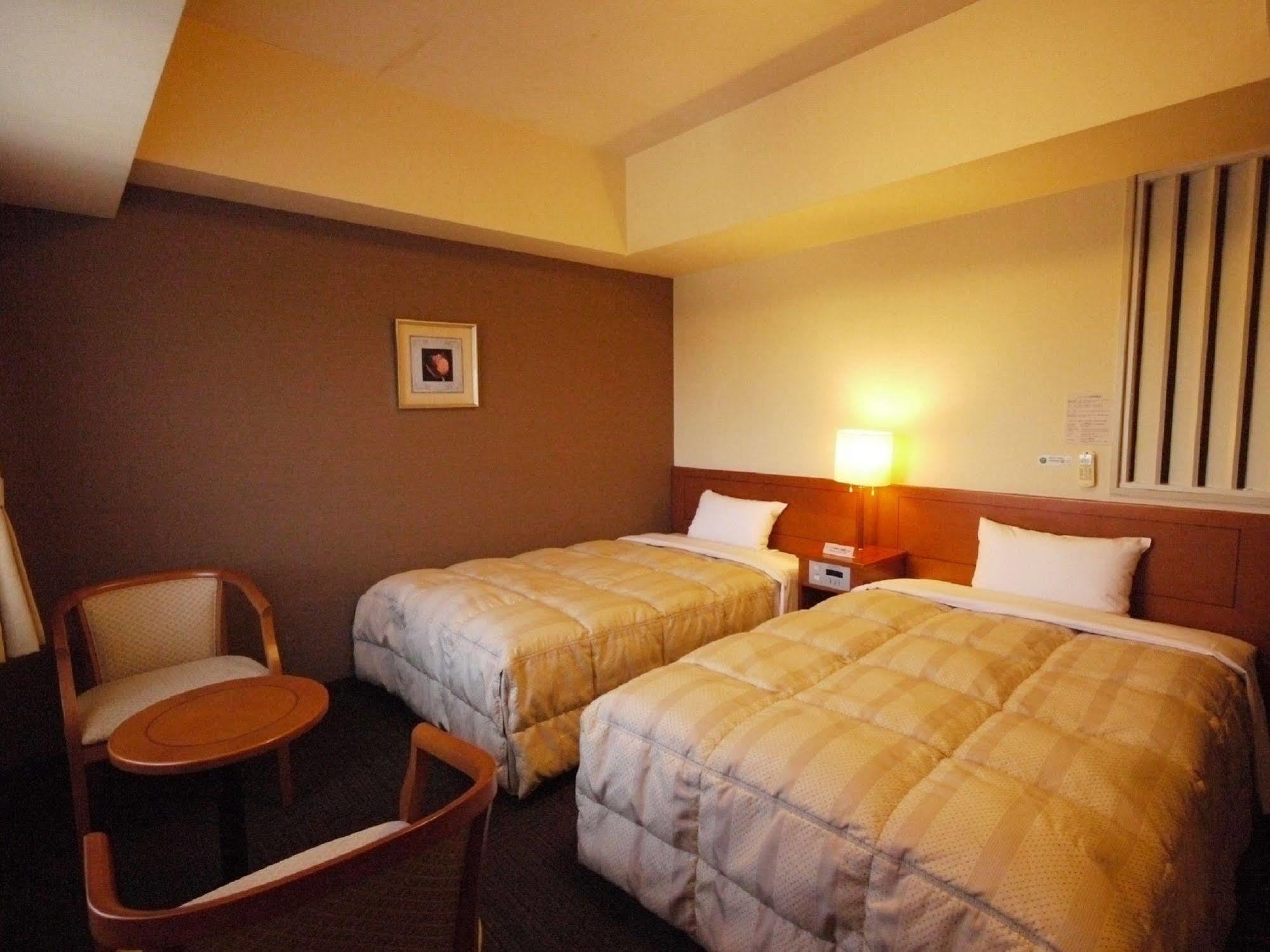 Hotel Route-Inn Suzuka Eksteriør billede